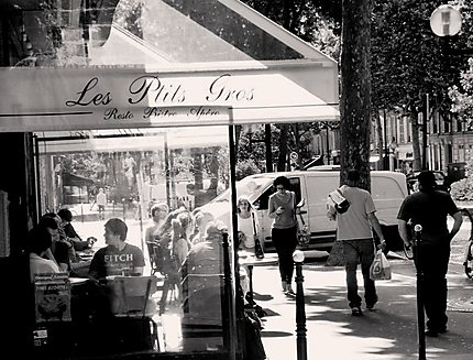 Terrasse Parisienne Noir Et Blanc Me Arrondissement Paris