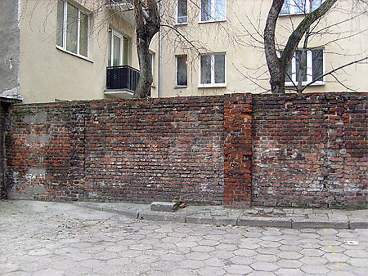 Reste Du Mur Du Ghetto De Varsovie Warszawa Varsovie Varsovie Et