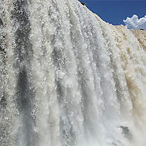 Vue de la gorge du Diable Cascades Fleuve Chutes d Iguaçu Rio