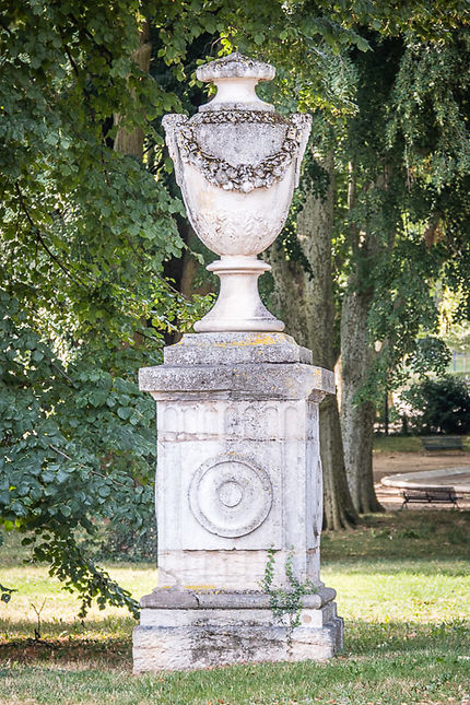 Besançon, Un vase de Boutry