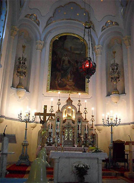 L'autel de l'église