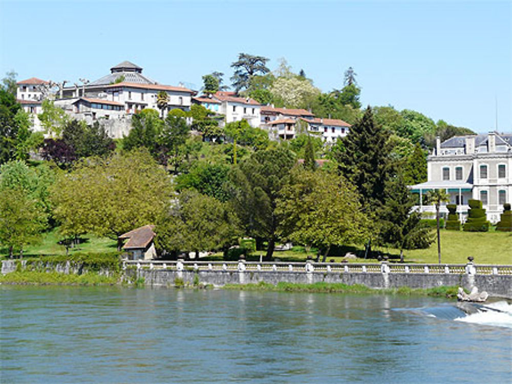 Sur Garonne