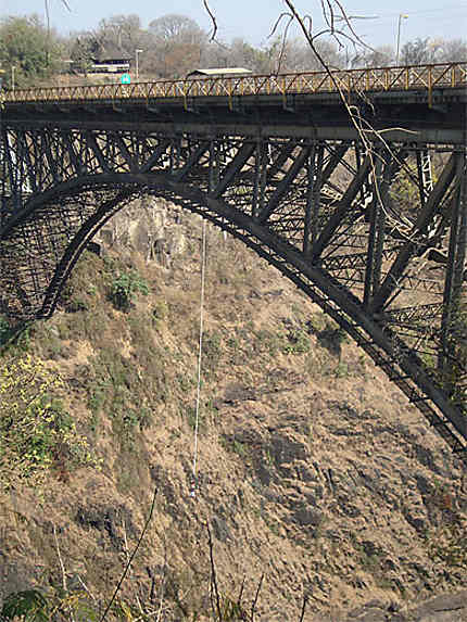 Le pont des chutes Victoria