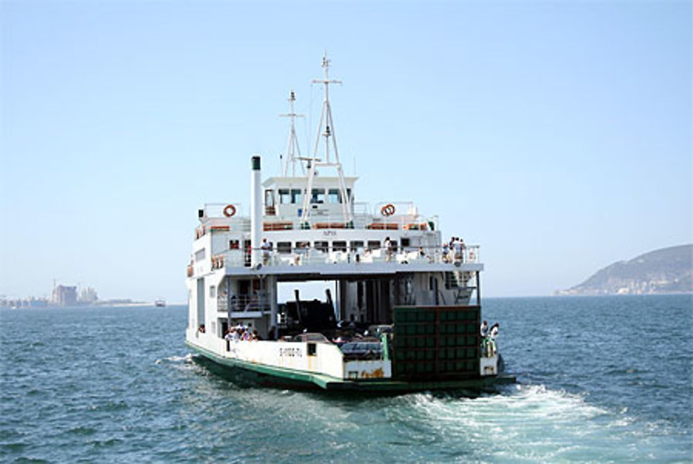 Ferry Boat entre Troia et Setubal