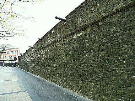 The &quot;Walled City&quot;, murs de Derry