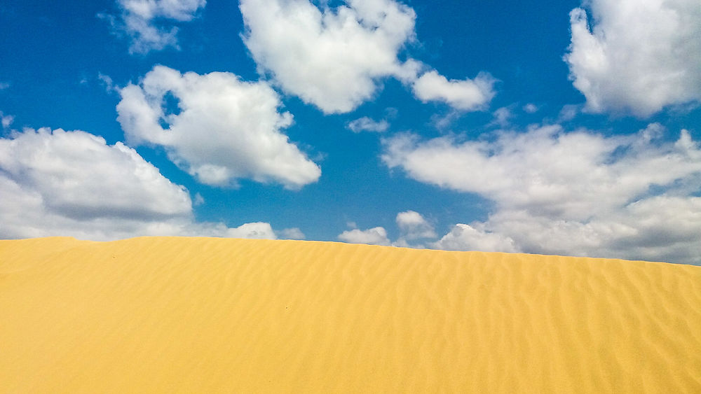 Quand le ciel rencontre le sable