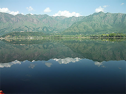 Srinagar mountains