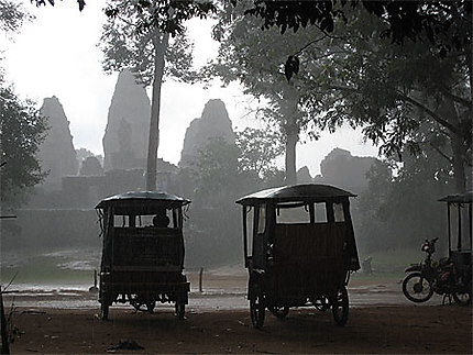 Angkor sous la pluie