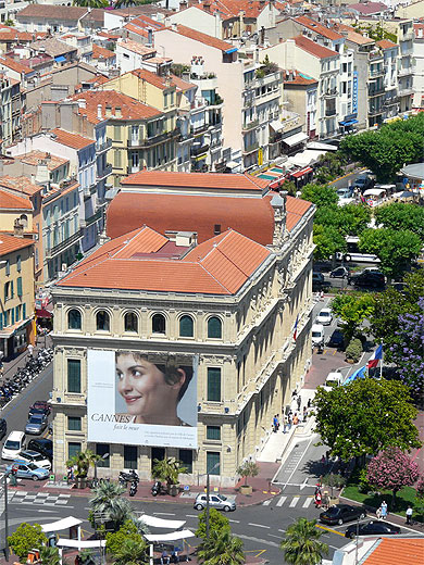 Façade de l'hotel de ville vue du Suquet Façade de l'hotel de ville vue du Suquet