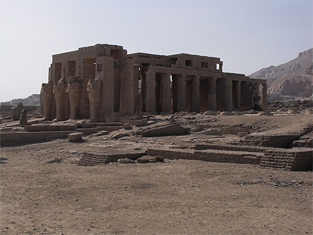 Ramesseum, vue d'ensemble Ramesseum, vue d'ensemble