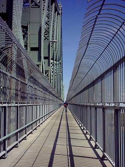 Couloir du pont Jacques Cartier
