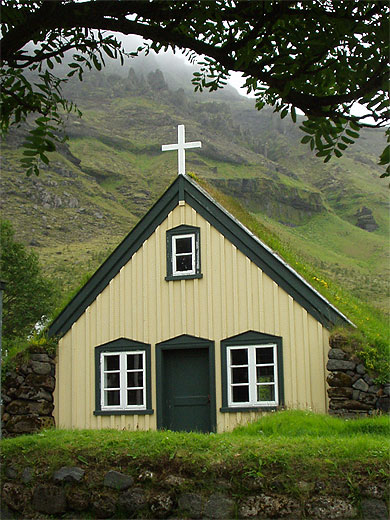 Une des plus vieille église d'Islande... Une des plus vieille église d'Islande...