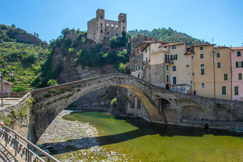 Dolceacqua entrée de la vieille ville