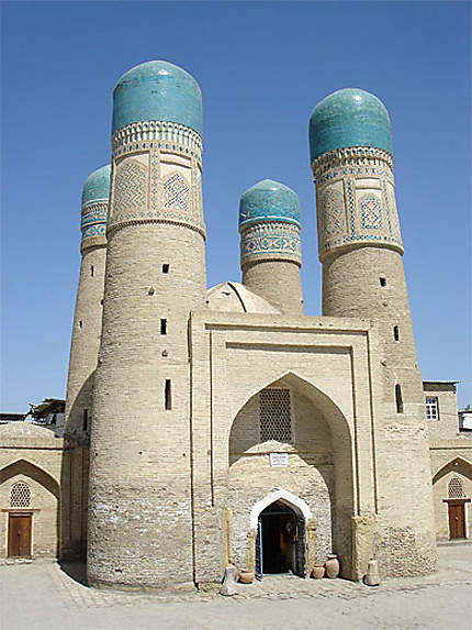 Le minaret Tchor Minor
