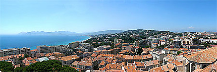 Panorama sur Cannes La Bocca et les plages du Midi