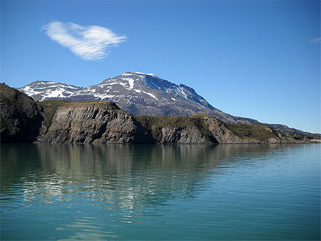 Sur le fjord Última Esperanza Sur le fjord Última Esperanza