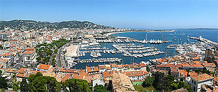 Panorama sur le Vieux Port de Cannes et la Croisette