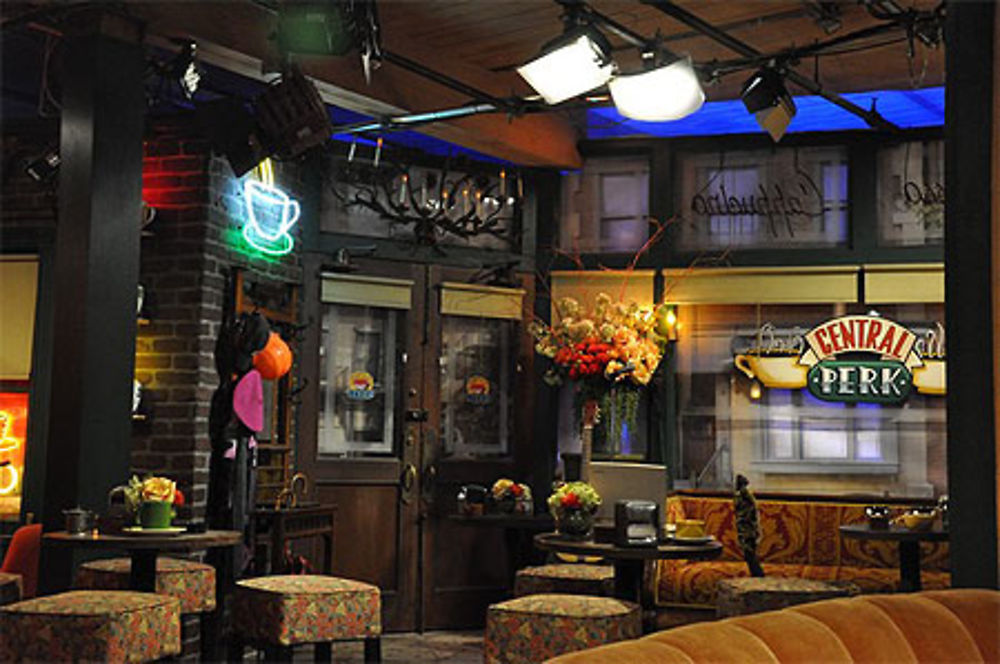 Central Perk Warner Bros Studios