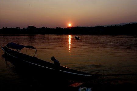 Coucher de soleil sur le Mekong Coucher de soleil sur le Mekong