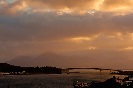 Le pont de l'Île de Skye