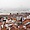 Lisbonne - Les toits de l'Alfama et le Costa Fortuna dans la brume