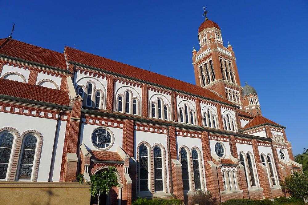 Cathédrale Saint-Jean (côté)