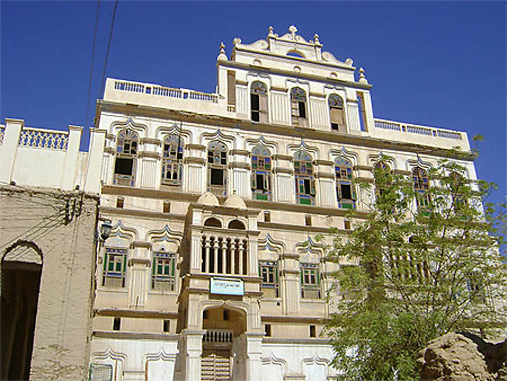 Palais Ishsha - Vittorio Carlucci