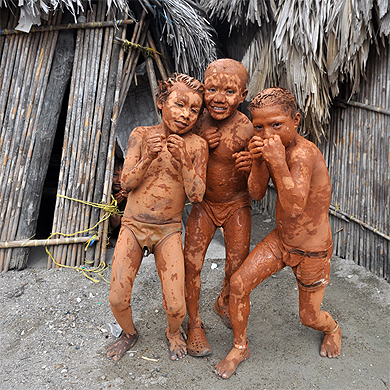 Combatants de la révolution kuna