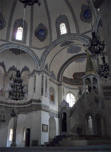 Intérieur de la Petite-Sainte-Sophie Intérieur de la Petite-Sainte-Sophie
