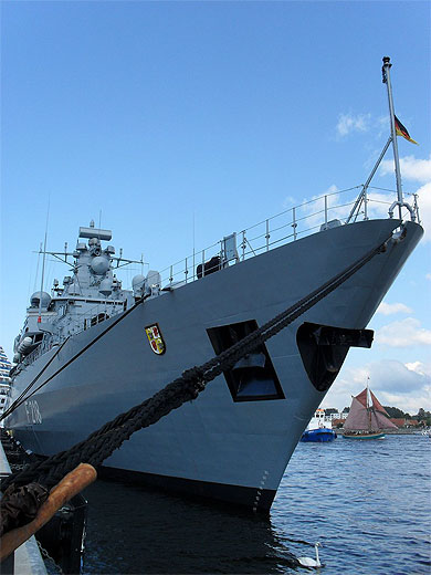 Navire de guerre allemand : la proue Navire de guerre allemand : la proue
