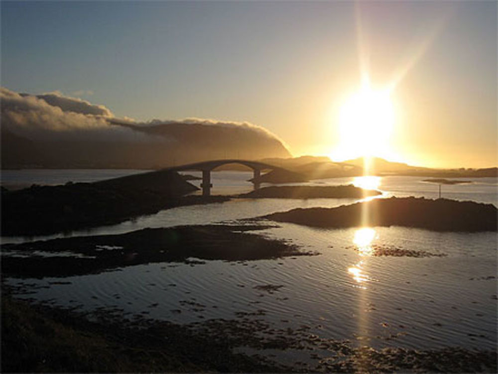 Soleil de minuit aux Lofoten