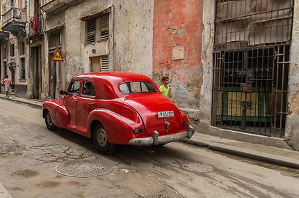Une rue d' Habana Vieja