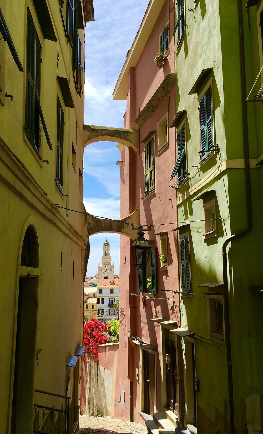 Depuis les ruelles de Sanremo