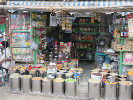 Petit marché pour tout trouver à Tamil Nadu