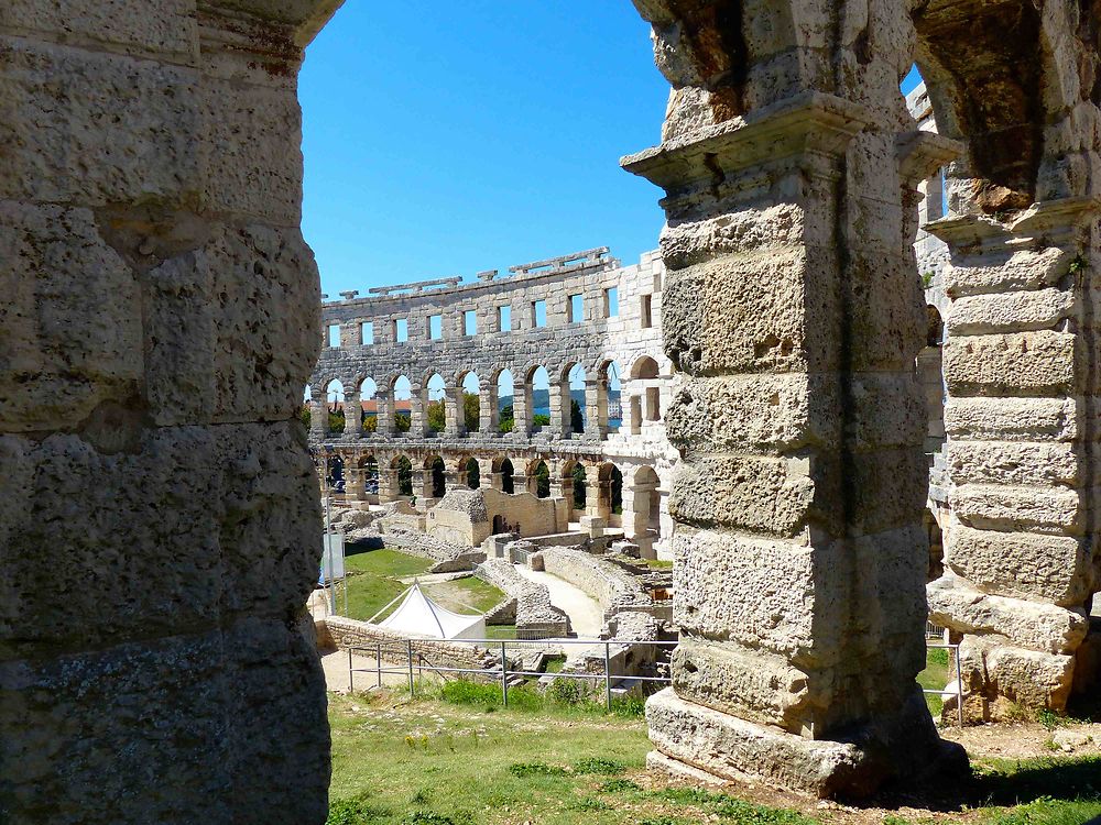 Amphithéâtre de Pula