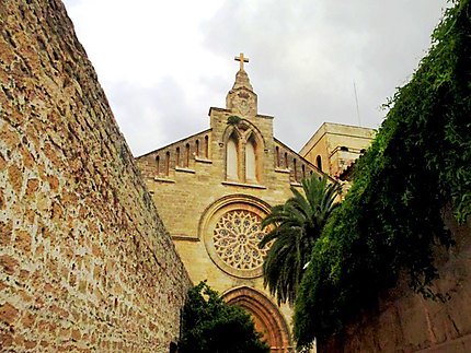 Centre historique Eglise St Jaume