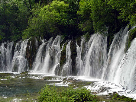 Chutes d'eau à Jiuzaighou Chutes d'eau à Jiuzaighou