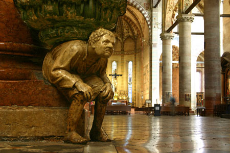 Assise de bénitier Assise de bénitier