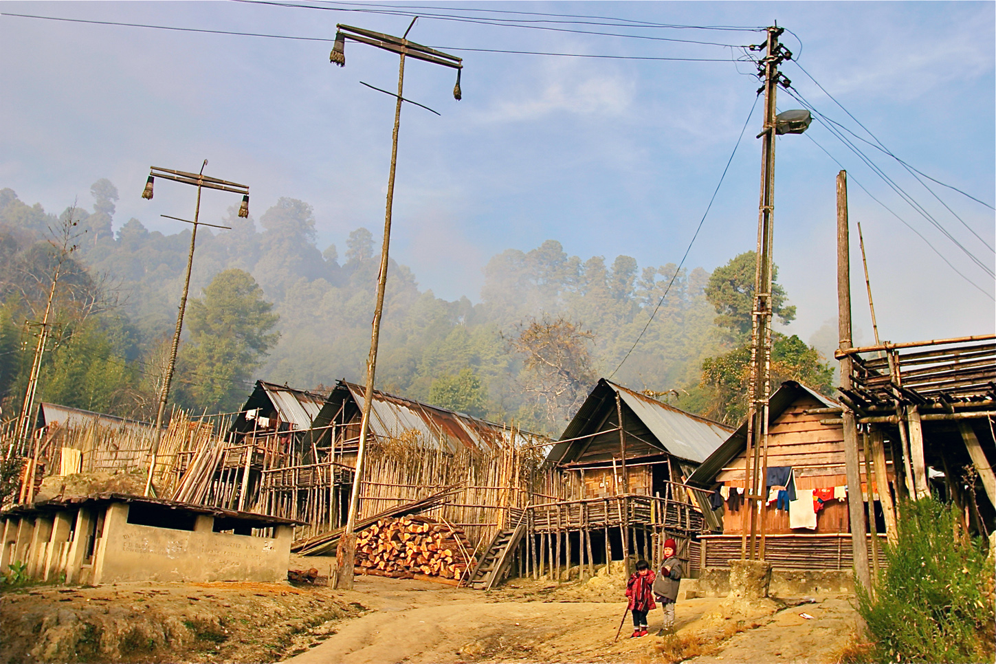 Le village de Ziro au petit matin Le village de Ziro au petit matin