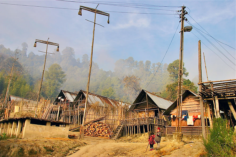 Le village de Ziro au petit matin