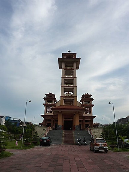 Ninh Binh, la cathédrale