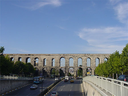 Aqueduc de Valens Aqueduc de Valens