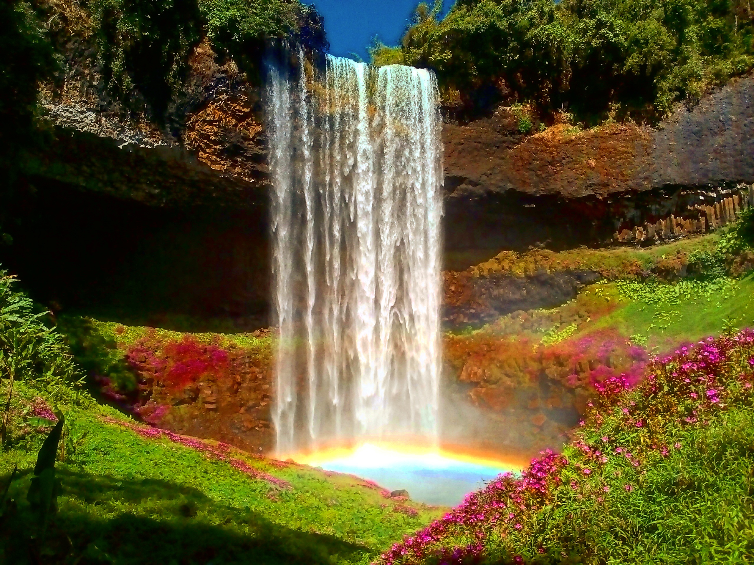 Cascade bolovens Cascade bolovens