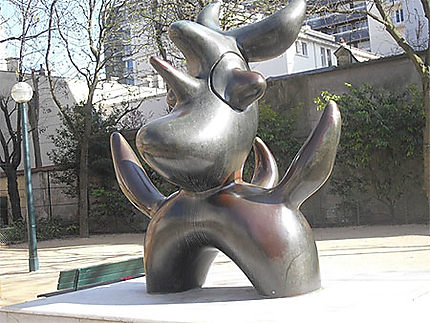 L'Oiseau Lunaire sculpture de Miro