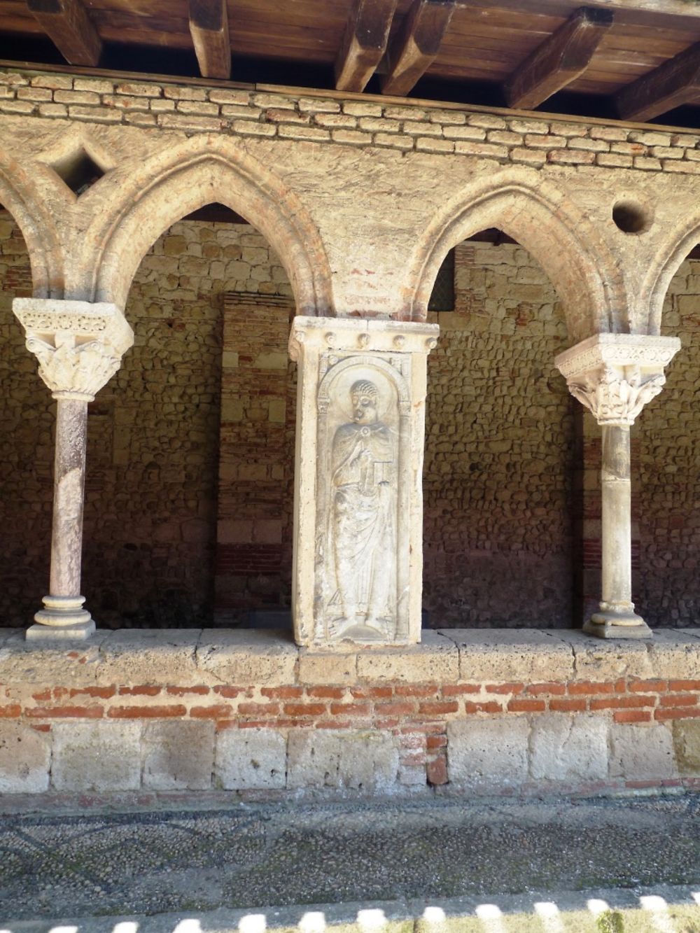 Un des piliers du Cloître de Moissac