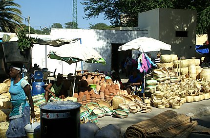 Artisanat au marché de Sucupira - Praia
