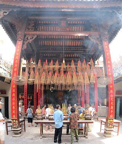 Temple-de-Thiên Hau à Saïgon Temple-de-Thiên Hau à Saïgon