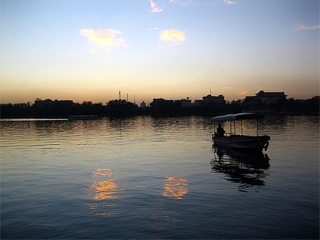 Bateau sur l'eau Bateau sur l'eau