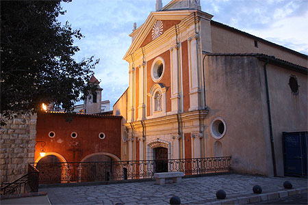 vieille ville d Antibes Eglise Cath  drale Notre-Dame-de-la