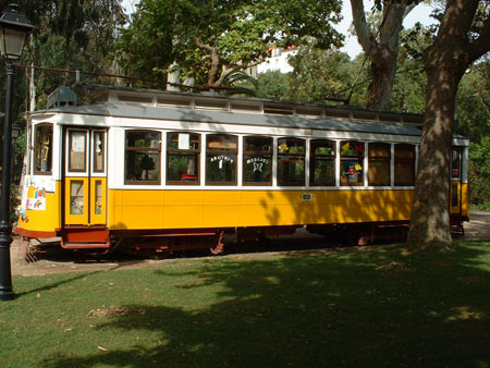 La fin d'un tramway portugais La fin d'un tramway portugais